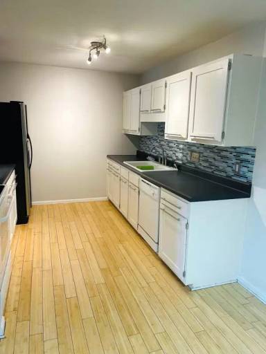 Main picture of 5525 Hornaday Rd