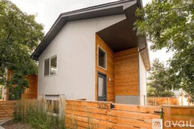 Main picture of 5035 Merritt Dr