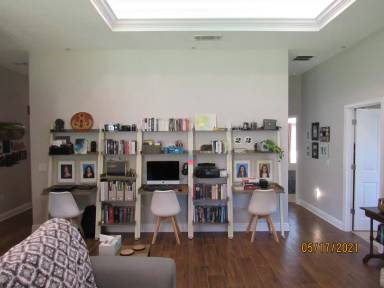Main picture of 8654 El Paseo St
