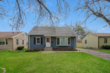 Main picture of 7041 Garfield Ave