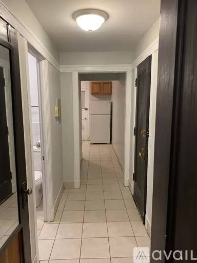 Main picture of 7460 N Ashland Blvd