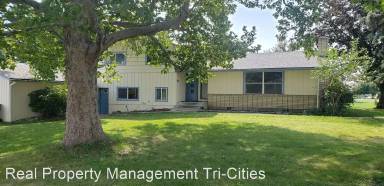 Main picture of 900 9th St