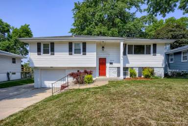 Main picture of 5056 Magnolia St