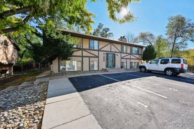 Main picture of 1445 Manitou Blvd