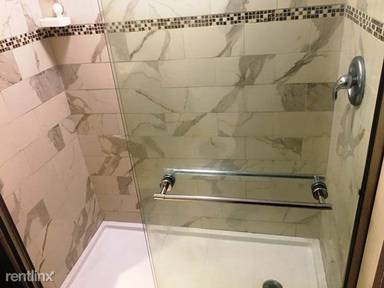 Main picture of 138 Wooster St