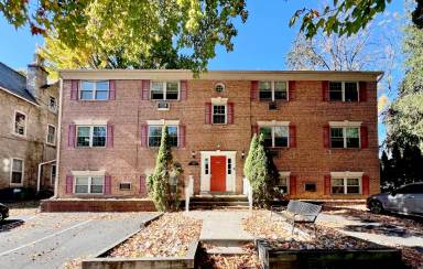 Main picture of 404 N Monroe St