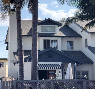 Main picture of 5095 W Point Loma Blvd