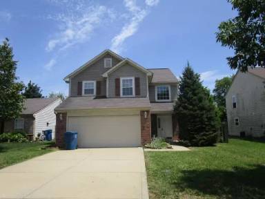 Main picture of 5415 Lake Boggs St