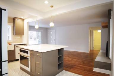 Main picture of 4811 W Rose Hill St