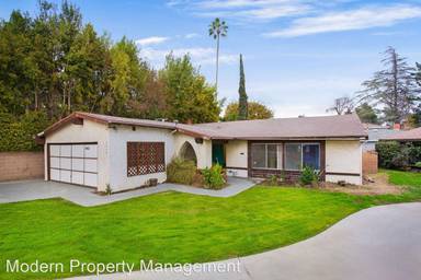 Main picture of 4942 Wilkinson Ave
