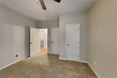 Main picture of 3930 Summit Gate Dr