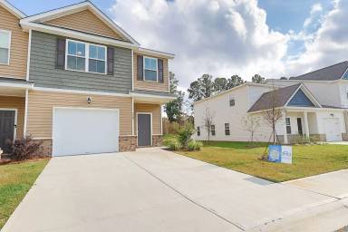 Main picture of 545 Governor Treutlen Cir