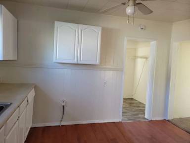 Main picture of 636 3rd Ave W