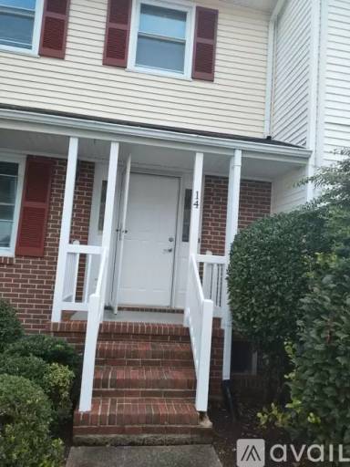 Main picture of 14 Bromley Dr