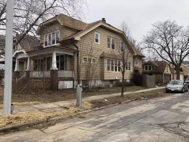 Main picture of 2976 S 7th St