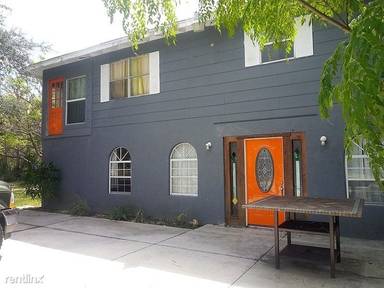 Main picture of 9125 Markland Ln