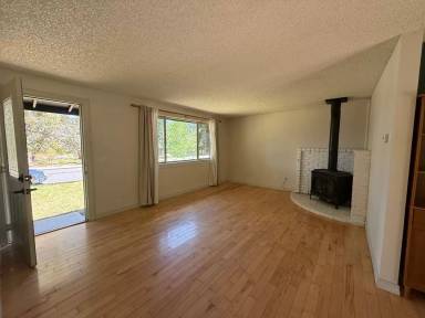 Main picture of 903 SE Morton Ct
