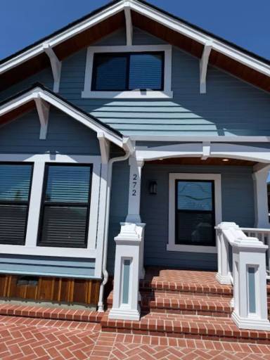 Main picture of 272 Clay St
