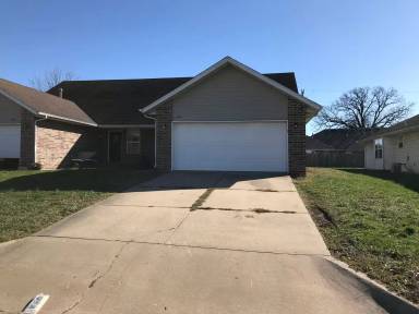 Main picture of 1270 W Butterfield Dr