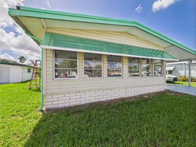 Main picture of 957 Tarrson Blvd