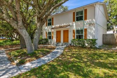 Main picture of 2727 1st Ave