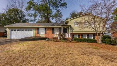 Main picture of 2915 Auburn Ave