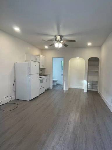 Main picture of 3510 S Market St