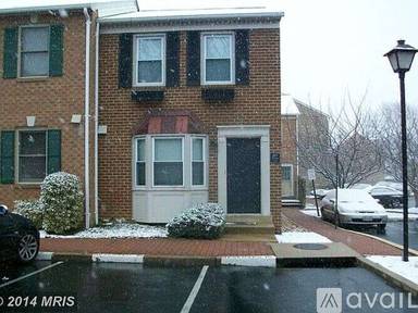 Main picture of 1177 N Vernon St