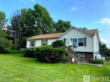 Main picture of 18 Johnson Blvd