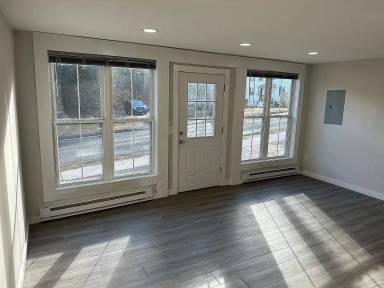 Main picture of 20 Elm St