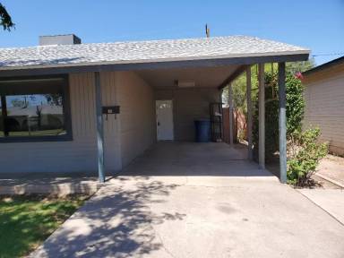 Main picture of 1028 W 17th St