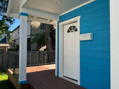 Main picture of 2557 N Arlington Pl