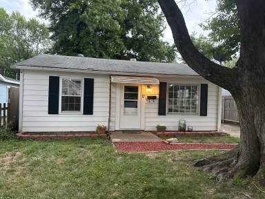 Main picture of 17 Goodwin Ct