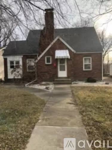 Main picture of 710 N Sprigg St