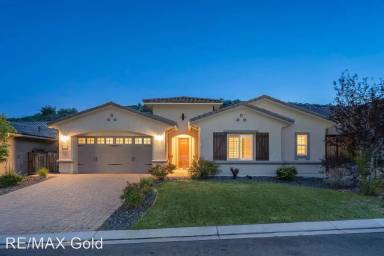 Main picture of 1665 Crescent Pointe Ct