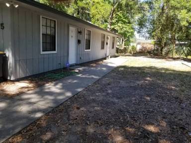 Main picture of 7225 Buffalo Ave