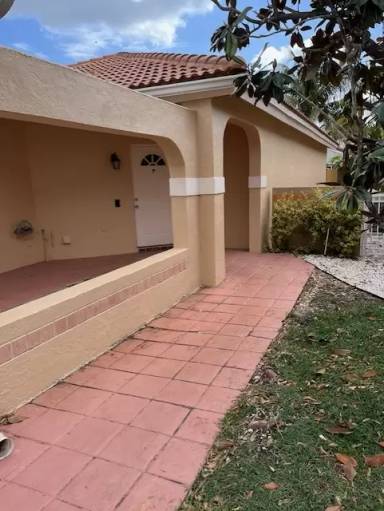 Main picture of 1311 Seagrape Cir