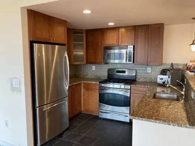 Main picture of 700 Grove St Condo
