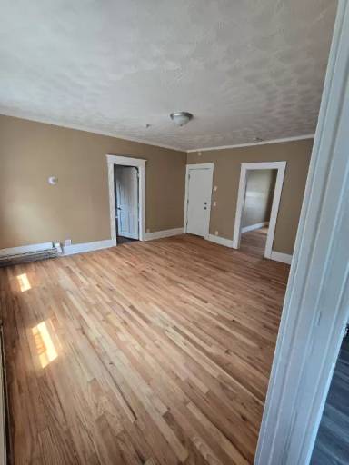 Main picture of 94 Glen St