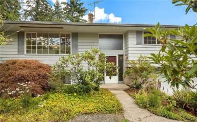 Main picture of 19308 104th Ave NE
