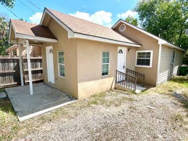 Main picture of 324 N Pinto St