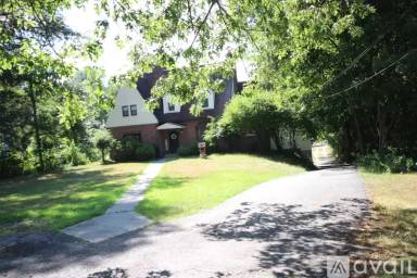 Main picture of 81 Broadway