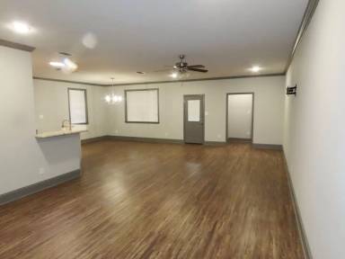 Main picture of 2528 Guinn Farms Rd