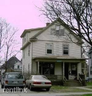 Main picture of 1102 S Forest Ave