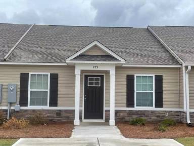 Main picture of 971 Madrid Ct