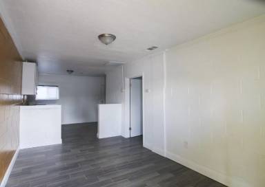 Main picture of 215 West Lorena Avenue - A