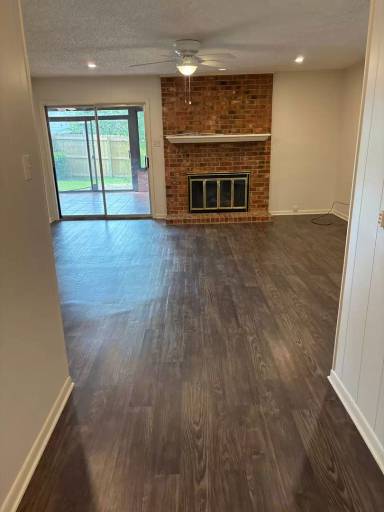 Main picture of 434 Top Hill Dr