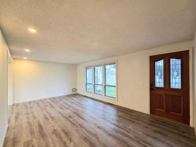 Main picture of 1312 Springwater Ave