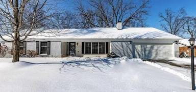 Main picture of 9733 Rose Arbor Dr