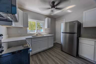 Main picture of 1008 S 3rd St